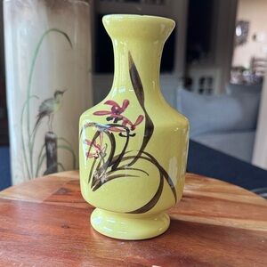 Asian Vintage Rubens Art Pottery Vase Hand Painted Yellow 6"